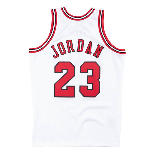 Chicago Bulls Michael Jordan 1997/98 White Jersey By Mitchell & Ness
