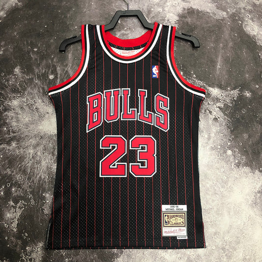 Chicago Bulls Michael Jordan 1995/96 Black Jersey By Mitchell & Ness