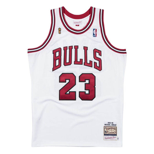 Chicago Bulls Michael Jordan 1995/96 White Jersey By Mitchell & Ness