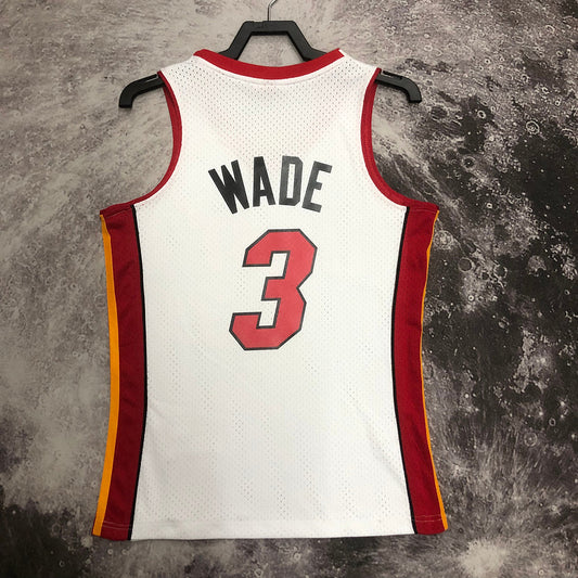 Miami Heat Dwayne Wade 2005/06 White Jersey By Mitchell & Ness
